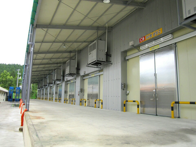 冷庫(kù)保溫噴涂工藝特點(diǎn)